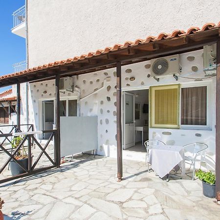 Angelos Studios Vromolimnos 객실 사진